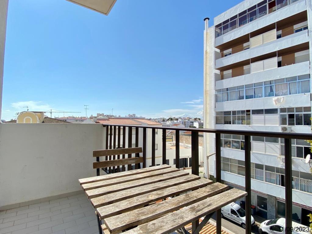 Blife Anya Private Rooms Faro Exterior photo