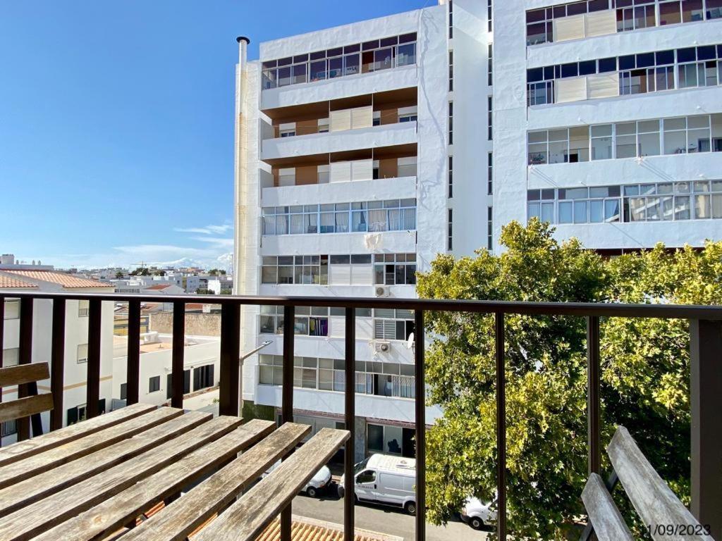 Blife Anya Private Rooms Faro Exterior photo